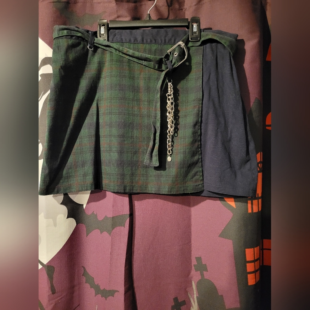 Plaid skirt